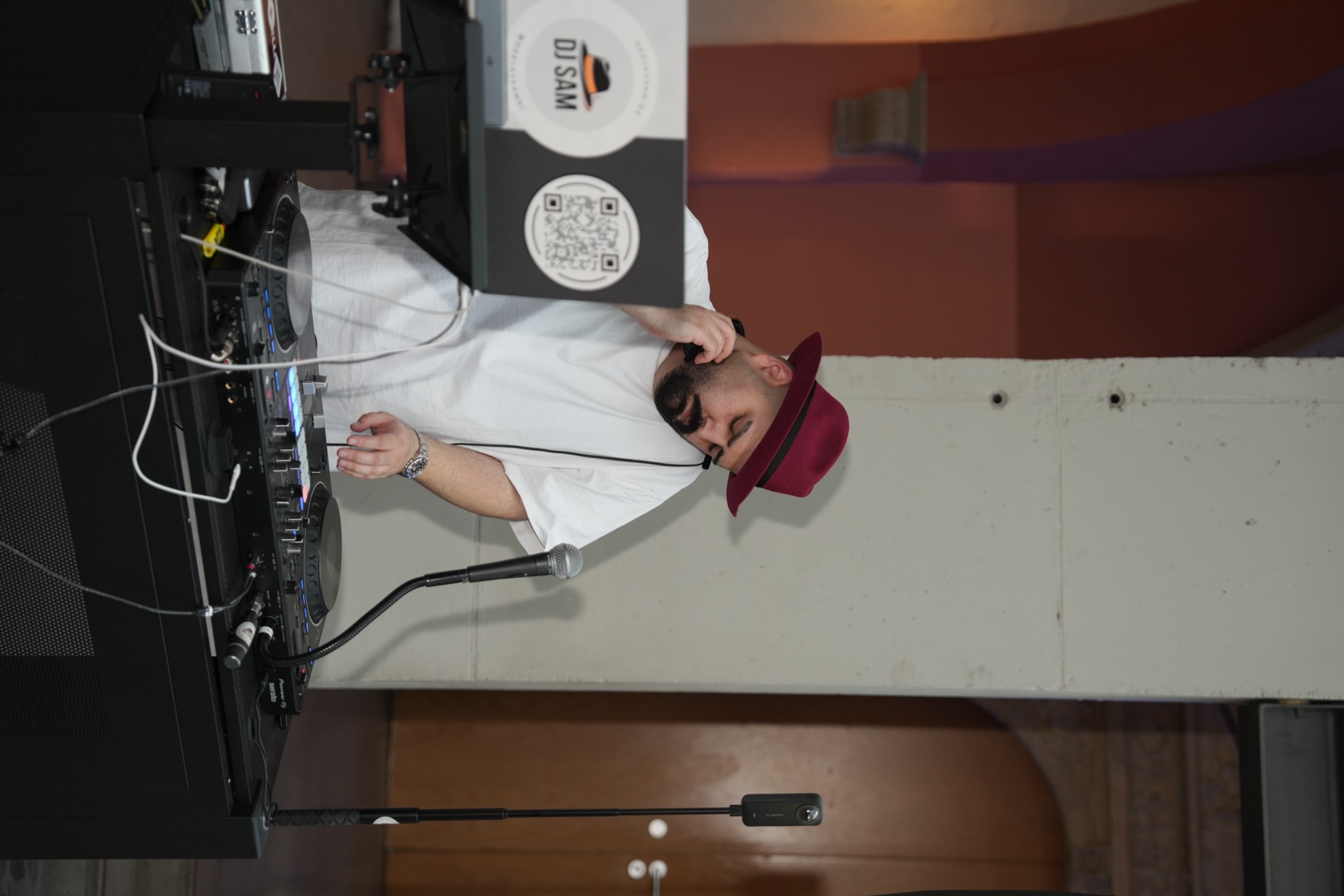 Hochzeits-DJ Sam &ndash; Premium Hochzeits- & Event-DJ in Duisburg
