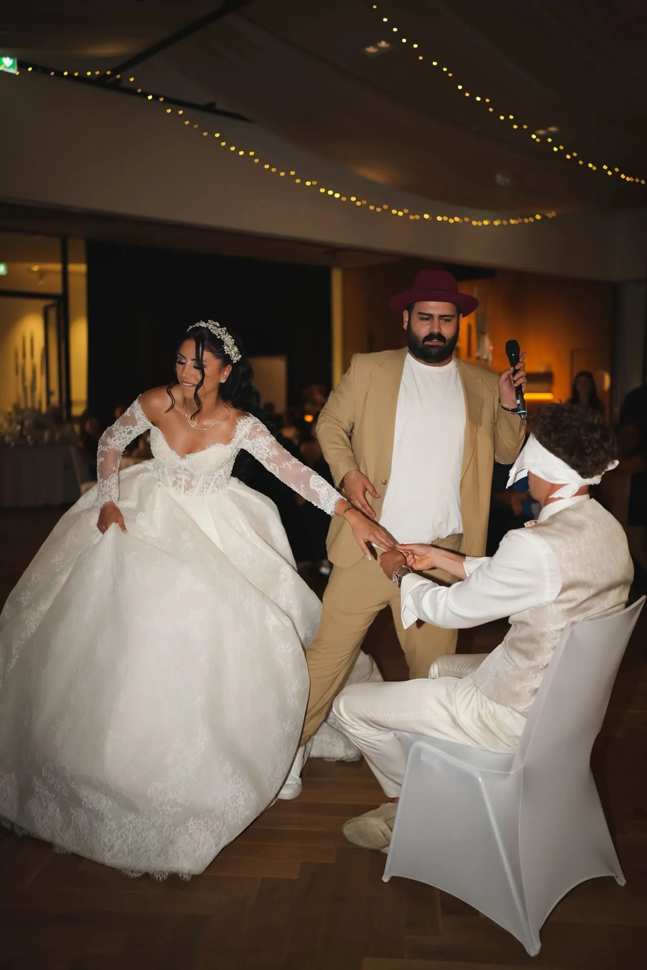 Brautpaar mitten im Geschehen – Hochzeit in der Südsteiermark